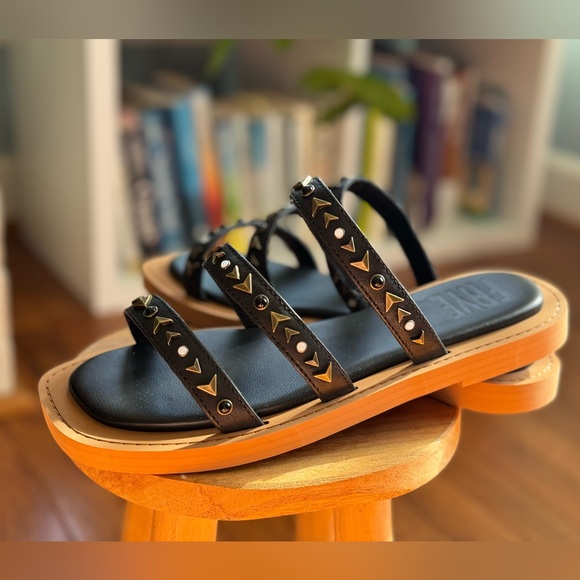 Frye // Faye Studded Slides new in box - Picture 2 of 10